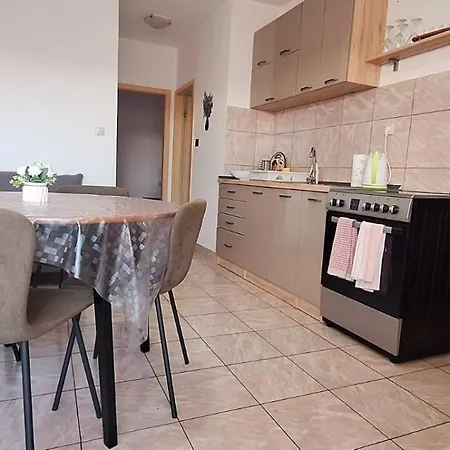 Duje Apartmán Bibinje