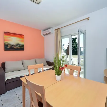Apartment Duje *